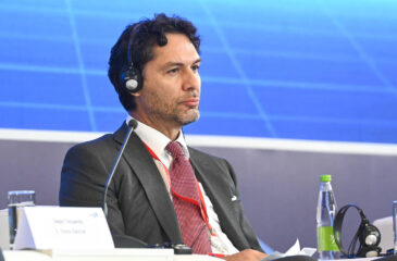 MİB Başkanı Emre Gencer Kazan Summit Sırasında